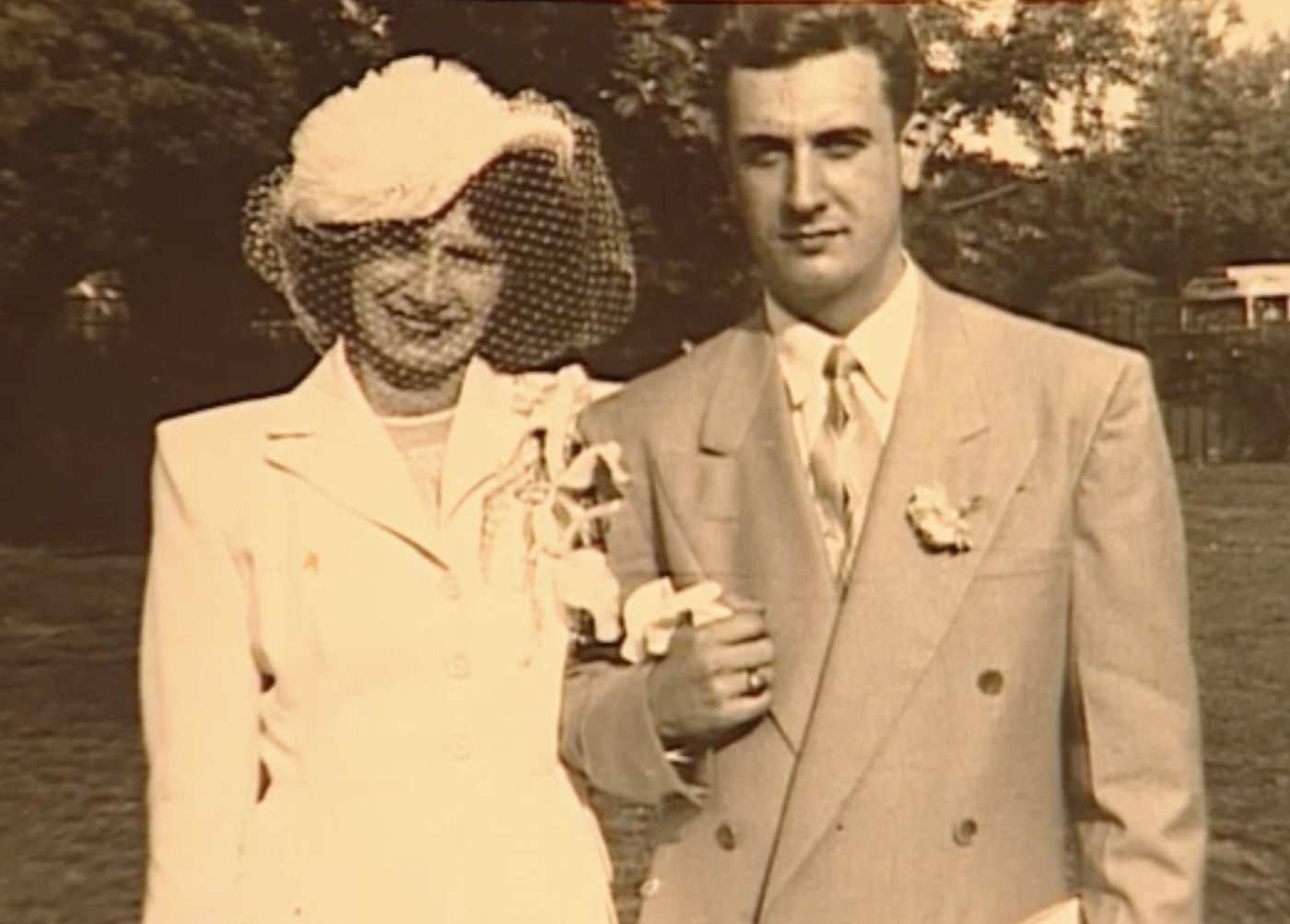 Fotografia ślubna Edyty Greifinger i Irvinga Millmana, 1949 rok. Ze zbiorów rodzinnych.