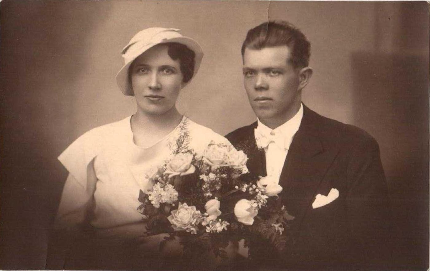 Natalia née Jeske and Stanisław Jędrasik — wedding photograph, first half of the 1930s. From a private collection.