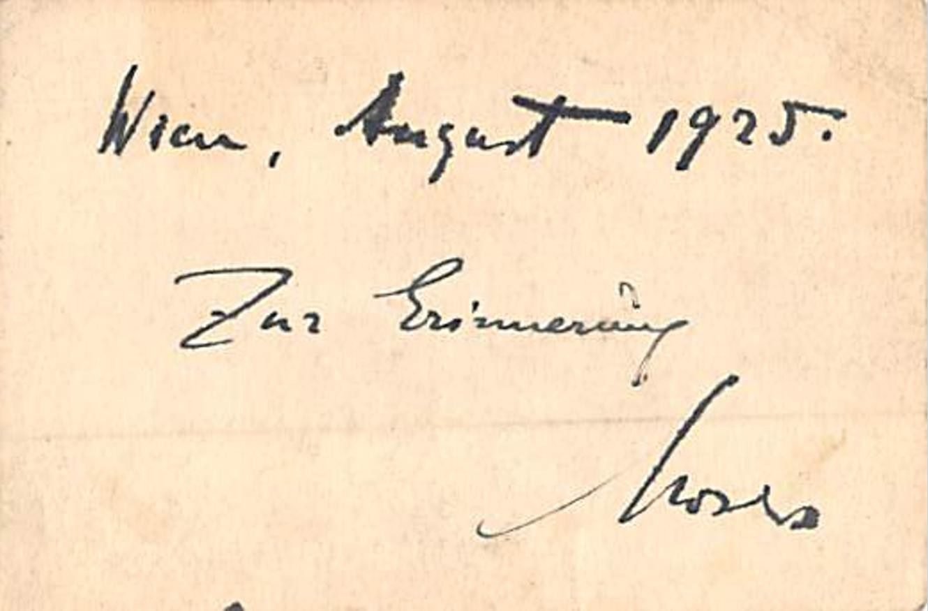 A note in Mosze's hand on the back of a photograph: „Wien, August 1925. Zur Erinnerung" — „Vienna, August 1925. As a keepsake." From the collection of the Jacob family.