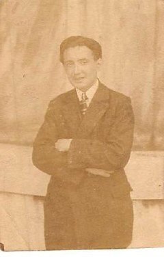 Mosze Jacob, Vienna 1925 — the year of his doctorate. From the collection of the Jacob family.